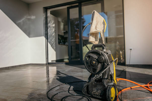 Best Rust Removal  in Cheboygan, MI